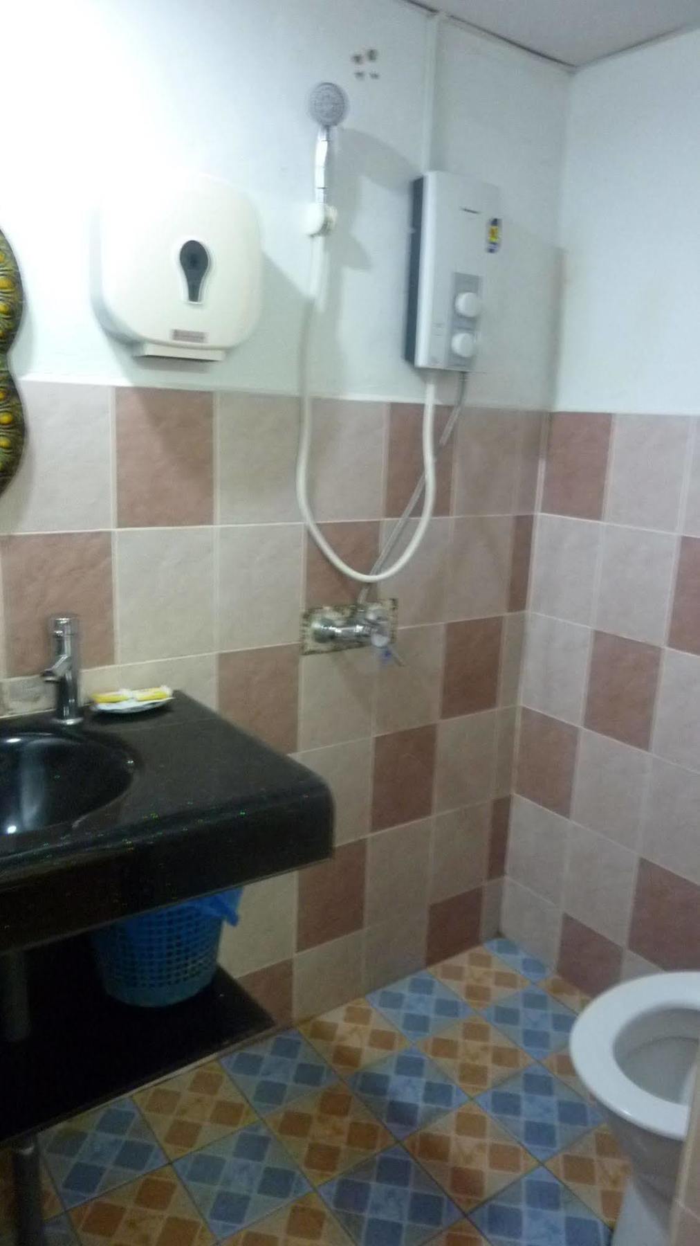 Hotel 7 Hung Hung 2*